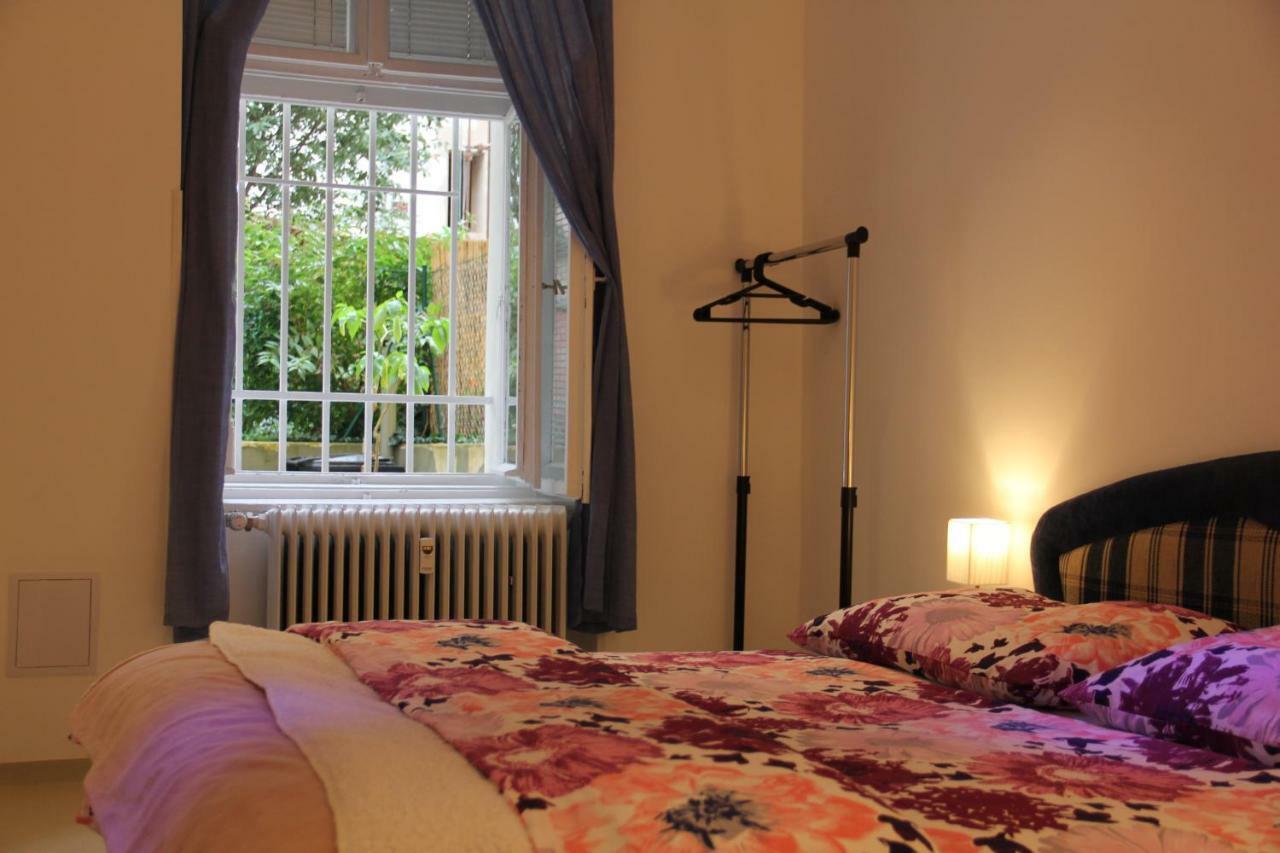 Apartment Vltava Prag Eksteriør billede
