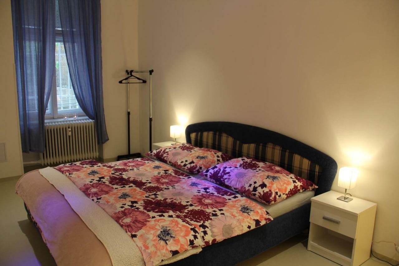 Apartment Vltava Prag Eksteriør billede