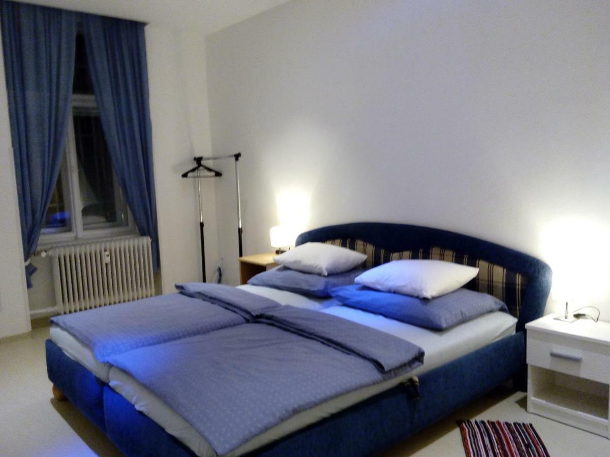 Apartment Vltava Prag Eksteriør billede